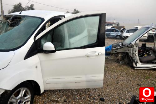 Ford / Tourneo Courier /  /  / 