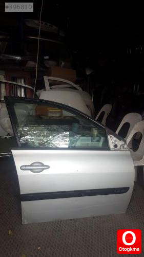Renault megan 2 çıkma sağ ön kapı