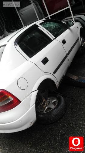 Çıkma yedek parça Opel