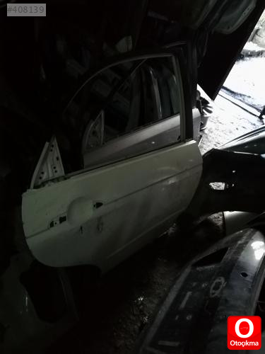 KİA CERATO 2006 SAĞ ARKA KAPI KARACA OTO 