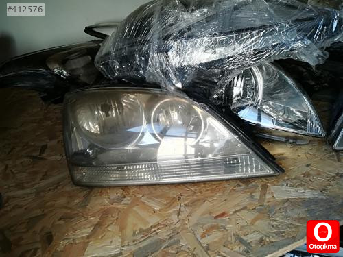 KİA SORENTO 2005 SAĞ FAR KARACA OTO 