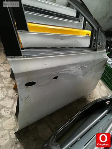 KİA SPORTAGE 2018 SAĞ ÖN KAPI KARACA OTO 