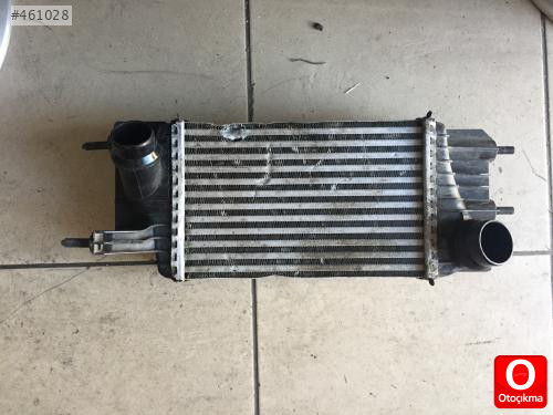 Nissan juke 2014-2018 Turbo İntercooler Radyatörü Çıkma