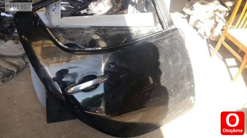 çıkma mitsubishi sağ arka kapı