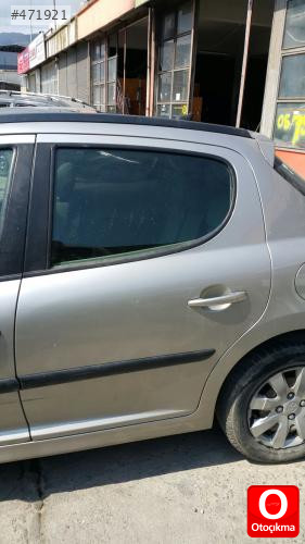 Peugeot 207 sol arka kapı orjinal çıkma 