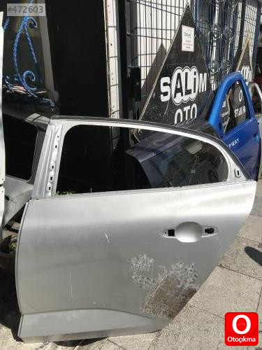 Renault megan 4 çıkma sol arka kapı