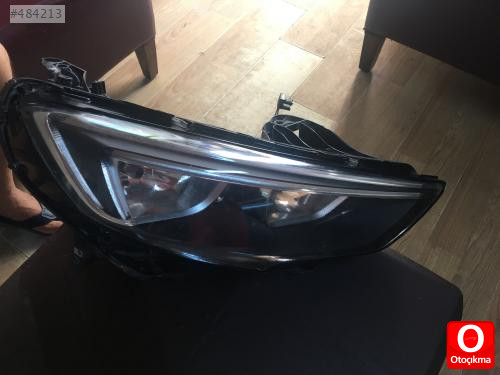 Çıkma opel insignia sağ far