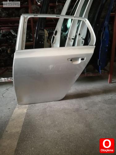 Volkswagen Golf 6 sol arka kapı orjinal çıkma