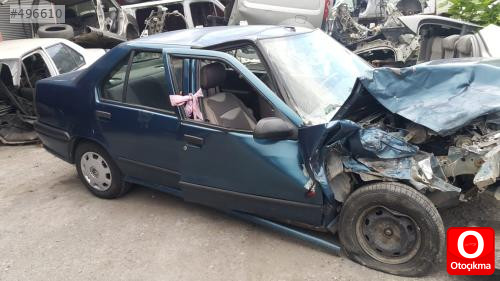 Renault 19 sağ ön kapı orjinal çıkma