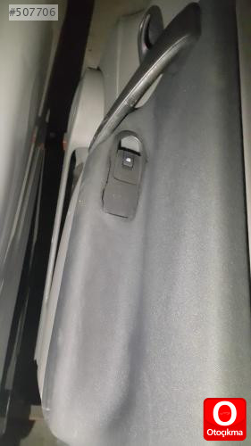 Renault scenic sağ ön kapı döşemesi orjinal çıkma