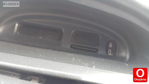 Renault Megane 1 ekran orjinal çıkma