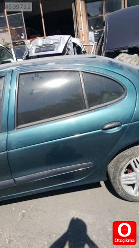 Renault Megane 1 sol arka kapı orjinal çıkma
