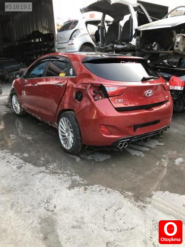 Hyundai i30 çıkma orjinal komple sol arka kapı 