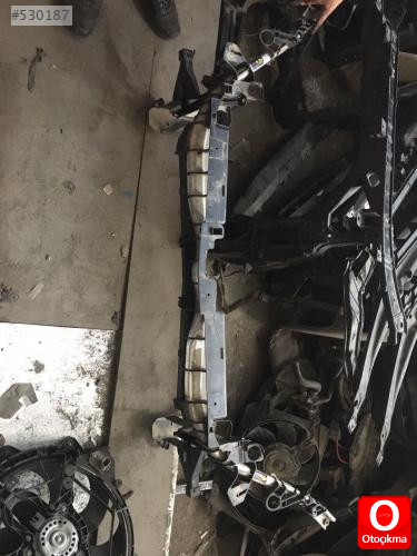 Mercedes cla ön panel