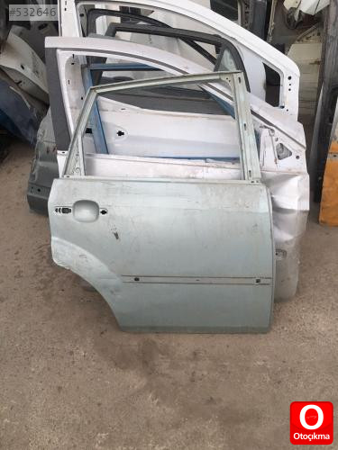 ford fiesta sağ arka kapı
