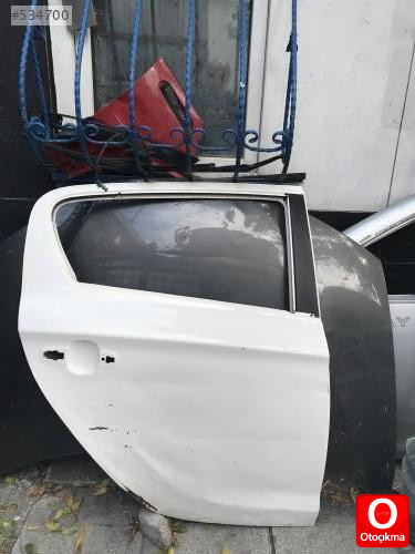 Hyundai i20 çıkma sağ arka kapı 