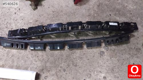 SUZUKİ SWİFT TAMPON DARBE PLASTİGİ