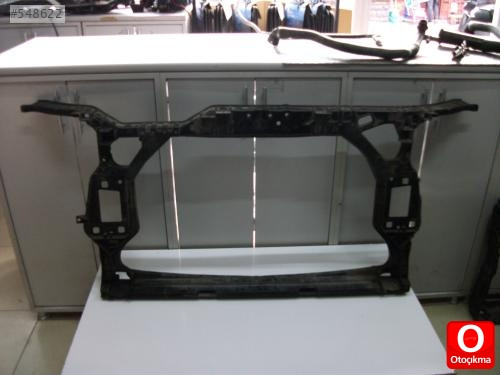 AUDİ A4 ÖN PANEL.