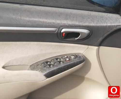 2011 MODEL HONDA CİVİC ÇIKMA SOL ÖN KAPI KOLÇAĞI.