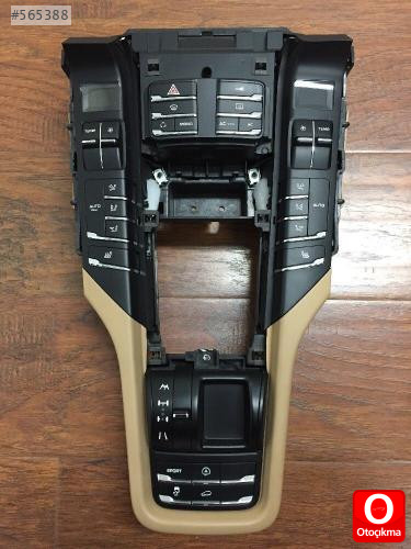 PORSCHE CAYENNE KİLİMA PANELİ HATASIZ 2011/2016