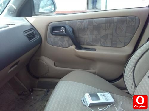 2000 MODEL NİSSAN PRİMERA 1.8 KOMPLE SAĞ KAPI DÖŞEMESİ.