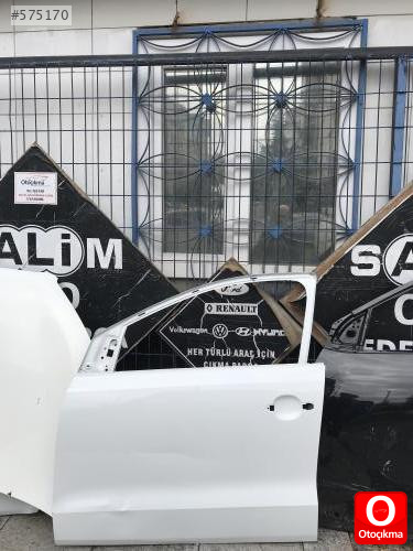 Volkswagen Polo çıkma sol ön kapı 