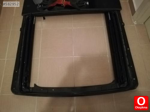 Jaguar f-pace sunroof kasası çıkma yedek parça
