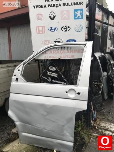 Volkswagen t5 çıkma sol ön kapı 