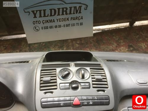 MERCEDES VİTO KLİMA KUMANDA PANELİ