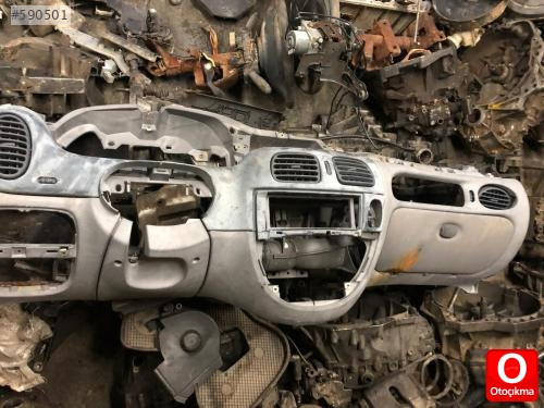 Renault kango göğüslük torpido