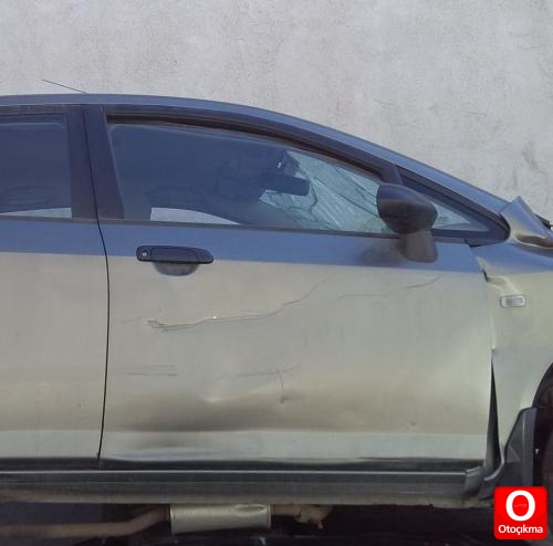 2006 MODEL HONDA CİTY KOMPLE SAĞ ÖN KAPI.