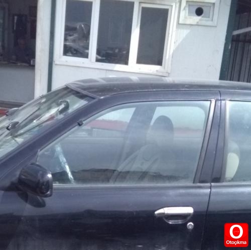2000 MODEL NİSSAN PRİMERA 1.8 HATASIZ SOL ÖN KAPI CAMI.