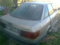 YUMURTA KASA AUDİ 80 KAPORTA AKSAMI  OTO FİKRETTE