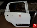 FİAT 500 L BEYAZ SAĞ ARKA KAPI ÇIKMA 