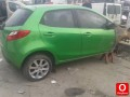Mazda 2 bagaj döşemesi