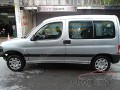 berlingo direklerden tavan bulunur.