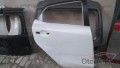mazda 2 kapı