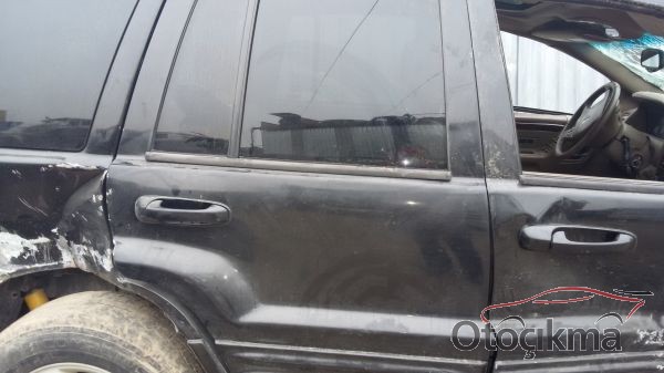 JEEP  CHEROKEE ÇIKMA SAĞ ARKA KAPI