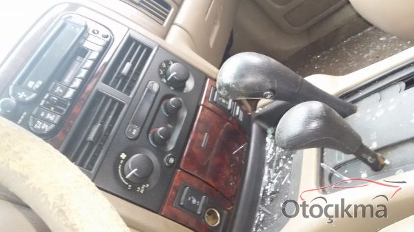 JEEP  CHEROKEE ÇIKMA TEYP-CD