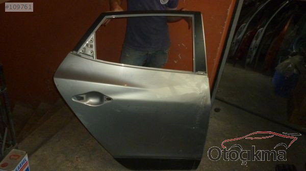 İX35 SAĞ ARKA KAPI HYUNDAİ ORJİNAL ÇIKMA PARÇA