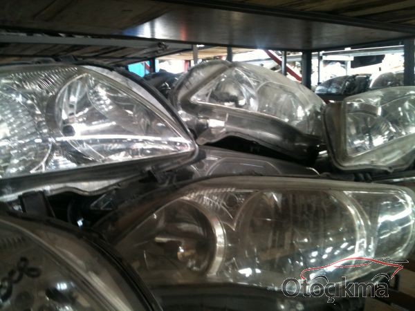 TOYOTA CRESTA ÇIKMA FAR LAR