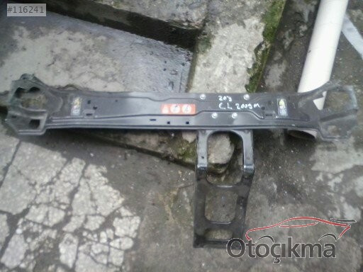 MERCEDES CLC  ÖN PANEL