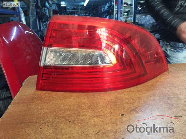 Skoda süper b sag arka stop