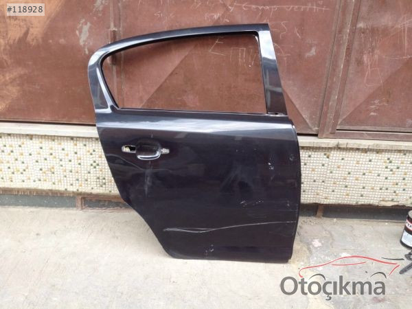 Opel corsa d sağ arka kapı çıkma SÖKME