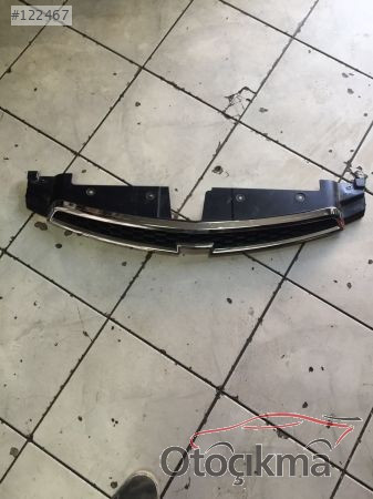 Chevrolet cruze makyajlı üst panjur çıkma orjinal