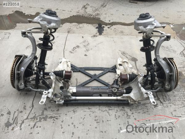 Audi A4 Motor Traversi Çıkma Orjinal