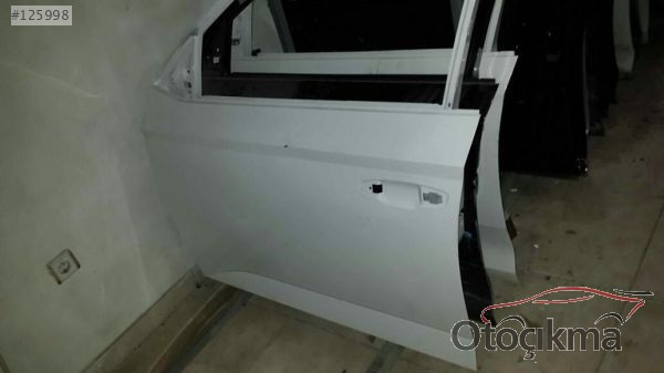 Skoda Fabia 2015-2016 sol ön kapı 