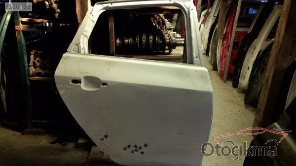 Opel astra j sağ arka kapı