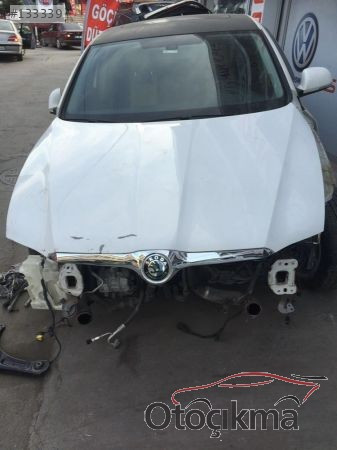 Skoda Superb Kaput Çıkma Orjinal
