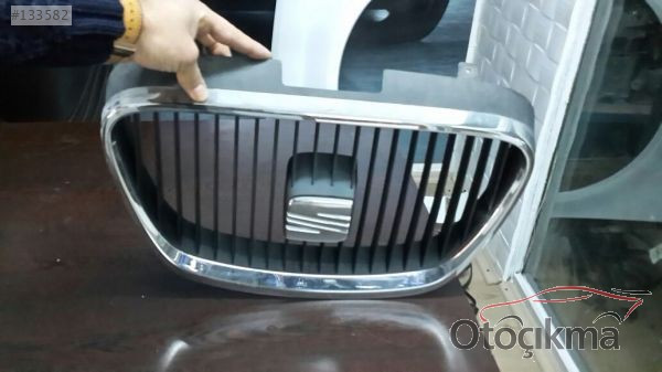 Seat Leon on panjur 2012